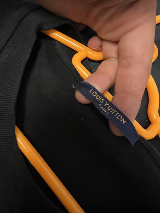 Vând tricou Louis Vuitton x NBA editia din 2021