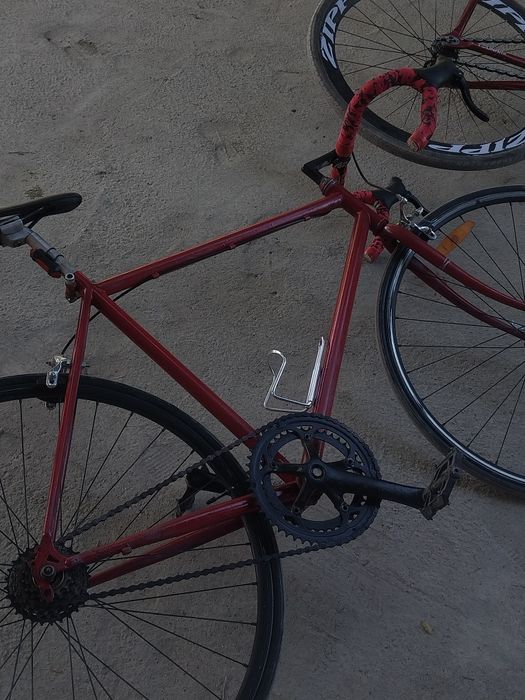 Шоссейник хорошем состояний