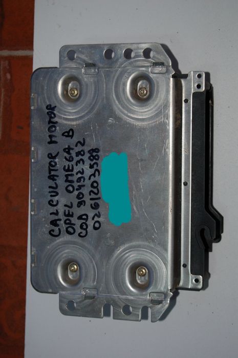 Calculator Ecu Opel Omega b,cod90492382/Corsa c cod0261206072