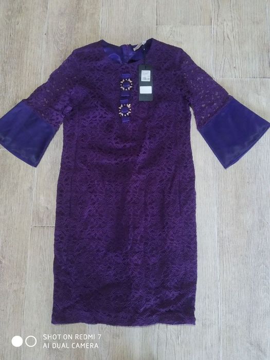 Продаю не дорого новые платья