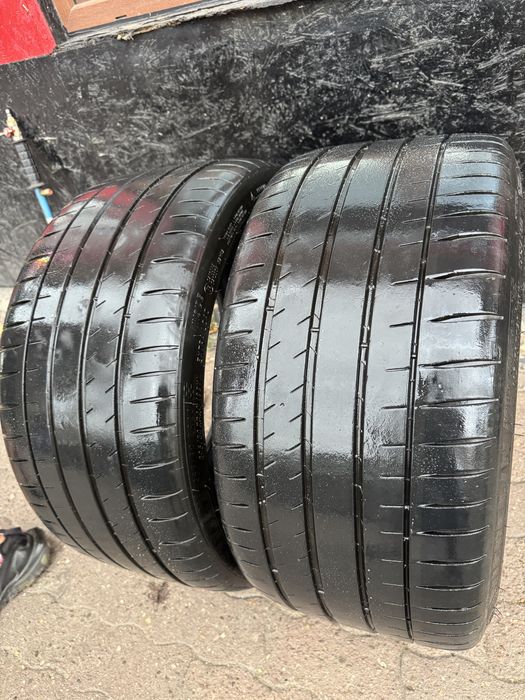 Vând 2 cauciucuri Michelin pilot sport 4s 285 30 20 dot 2023