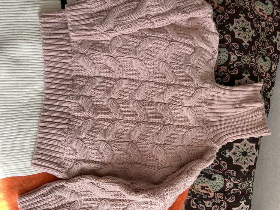 Женская одежда свитера