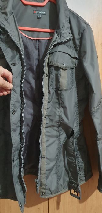 Vând  jachetă damă  mărimea 38