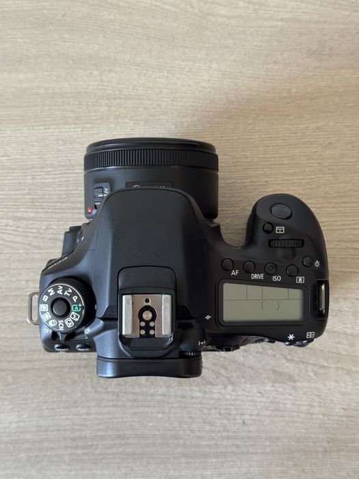 Фотоаппарат Canon 80D