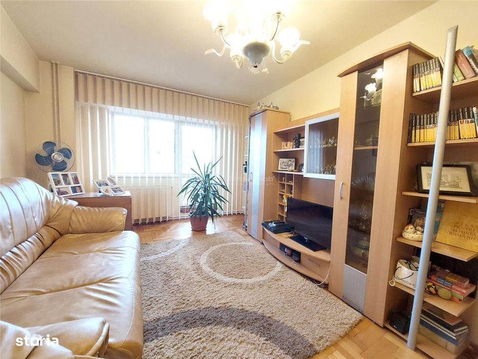 4 camere,decomandat, 92 mp, etaj 7, loc parcare, Centru -Unirii