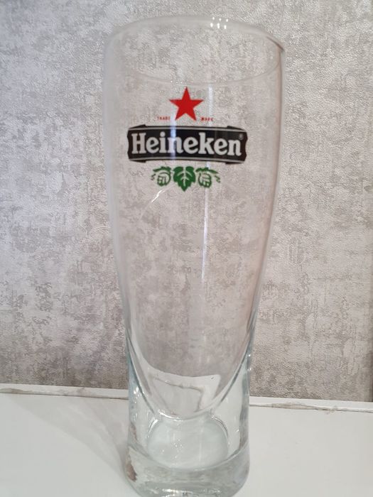 Кружки, стаканы, рюмки