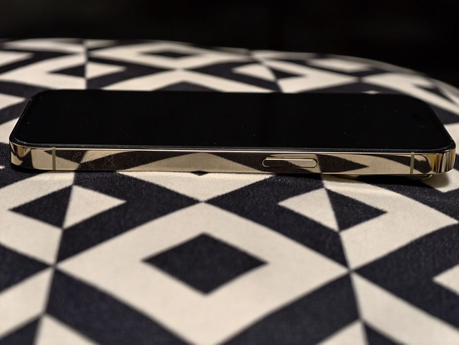 Iphone 14 pro 256gb gold