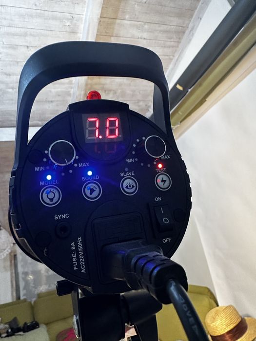 Quadralite Up! 300 blitz de studio