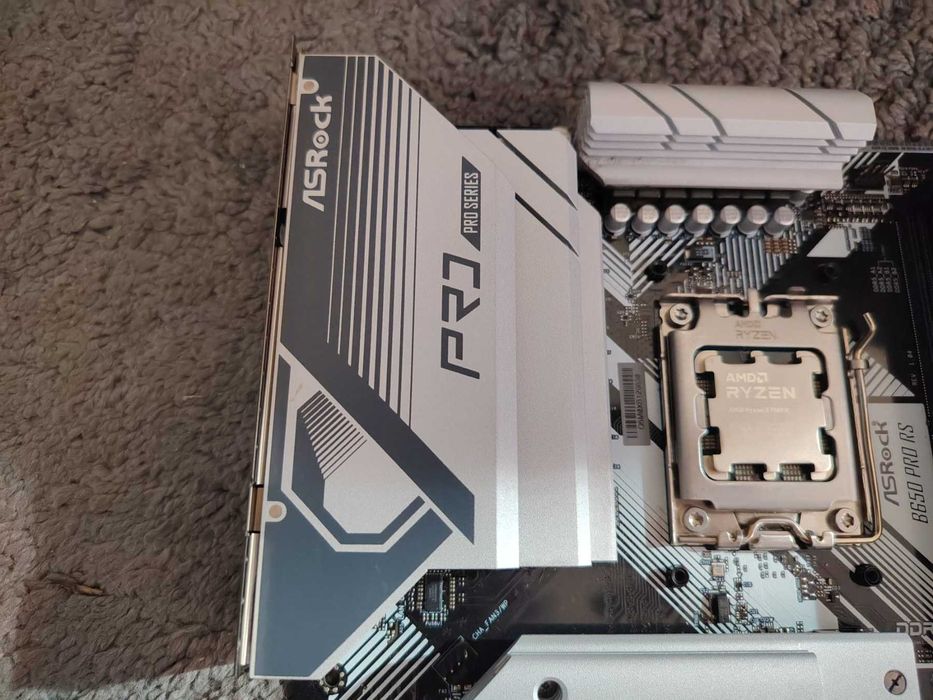 ASRock B650 Pro RS +RYZEN 5 7600X 6-Core (5.3 GHz Turbo) AM5 + 2x8GB  16GB РАМ DDR5