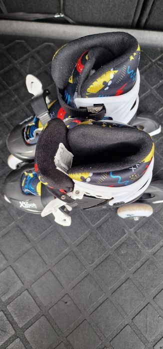 Role unisex cu cască