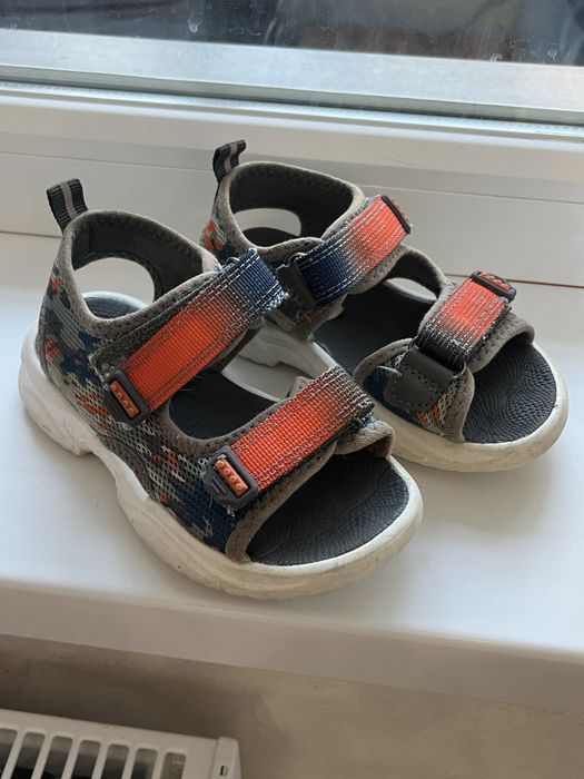 Детские сандали продаи