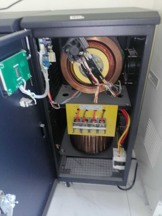 Мощные высокоточные стабилизаторы напряжения AIWA — 20 kVA