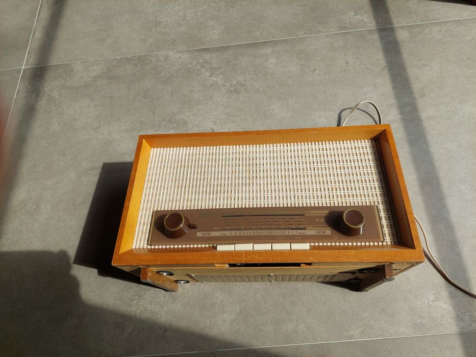 Aparat radio German,marca Grundig în perfecta stare de functionare.