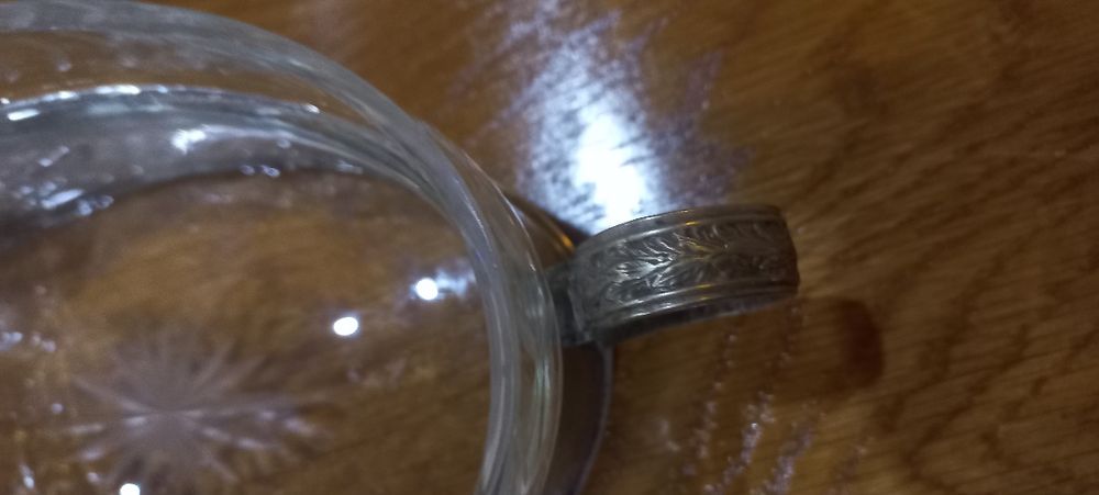 Fructiera cu vas detasabil