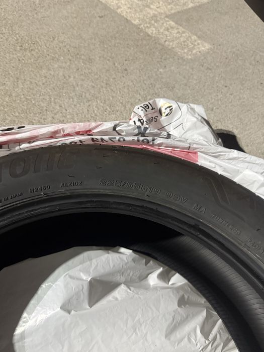 4x Bridgestone Turanza 6 225/55 R19 99V DOT 0326