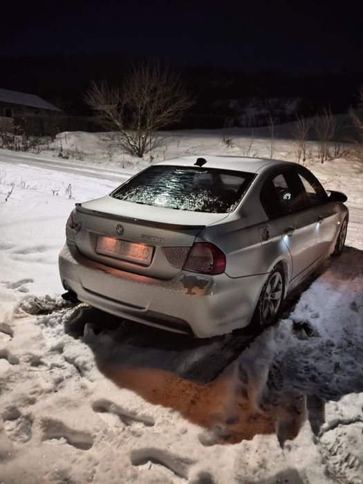 Vând BMW e90 Volan pe dreapta