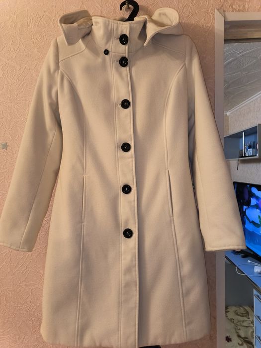 Продам пальто 46-48 размер