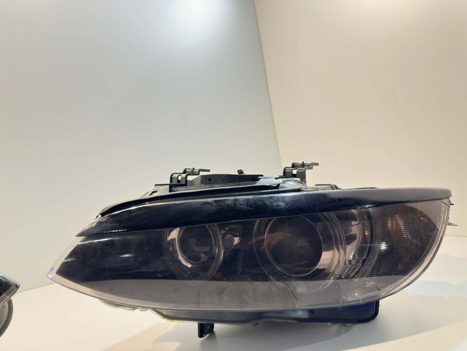Продаваме ксенон фарове за БМВ Е92/ xenon BMW E92