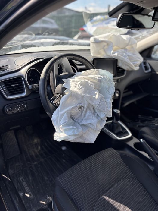 Kia ceed 1.4 t-GDI на части