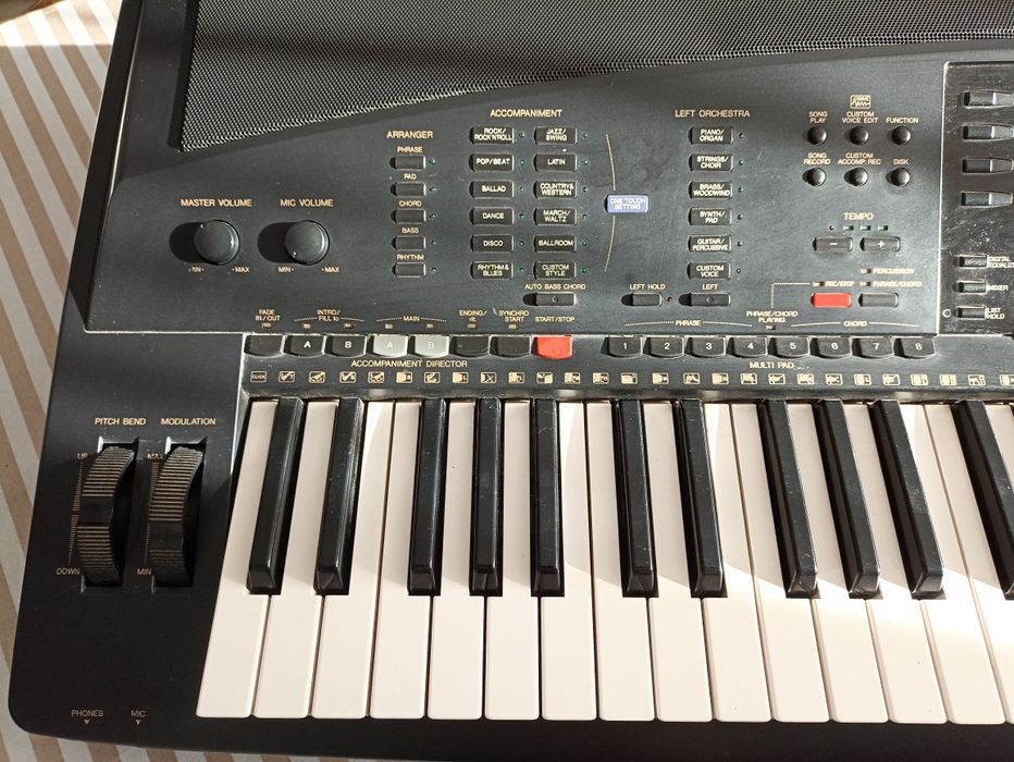 Orga Yamaha PSR-7000