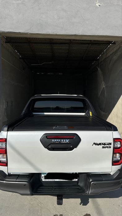 Ролетта для Toyota Hilux