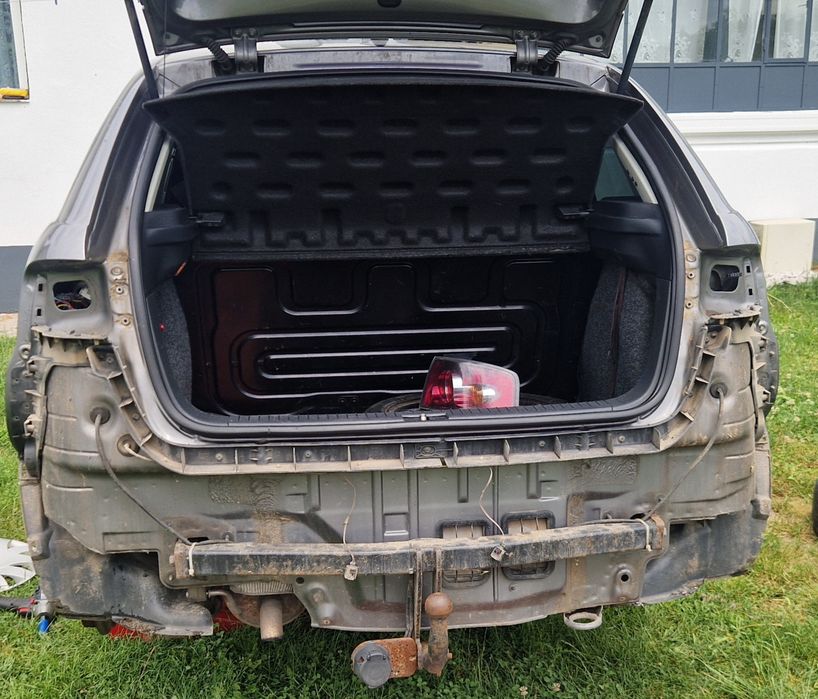 Cârlig remorcare seat ibiza 6l