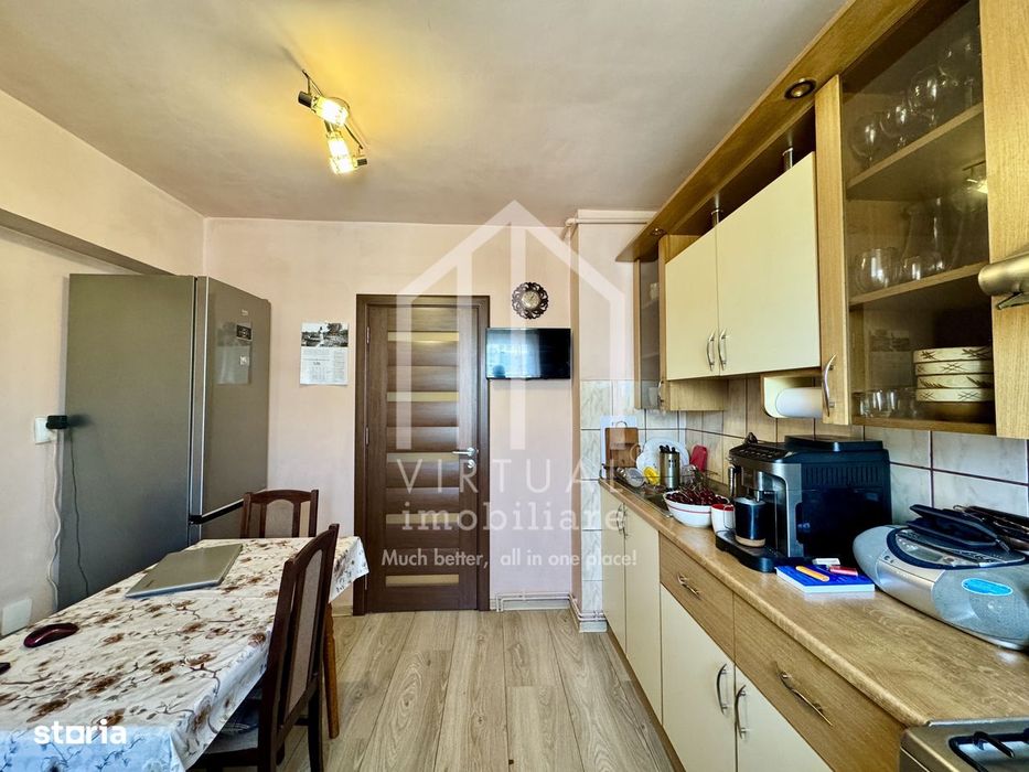 Apartament cu 4 camere, 70mp utili + balcon, lift, B-dul. Viteazu