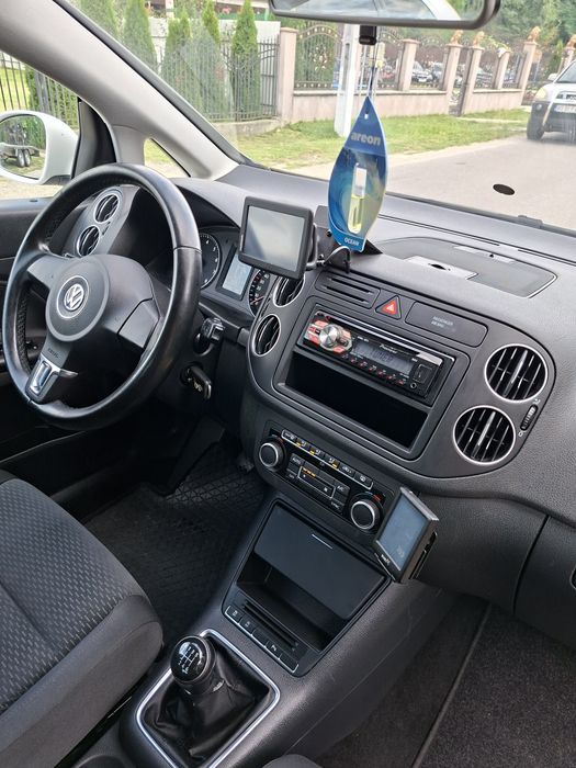 VW GOLF 6 PLUS + COMFORTLINE BLUEMOTION * 10.2012* Climă * Navigatie * Tempomat * Pdc* EURO 5* Vopsea Originală * 6 Viteze *1.2 Benzină *Import 1 ZI*