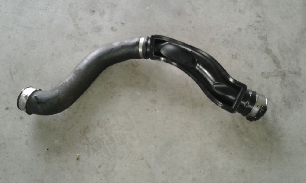 furtun admisie BMW Seria 3 E90 E91 E92 e93 3.0 204 245 cai intercooler