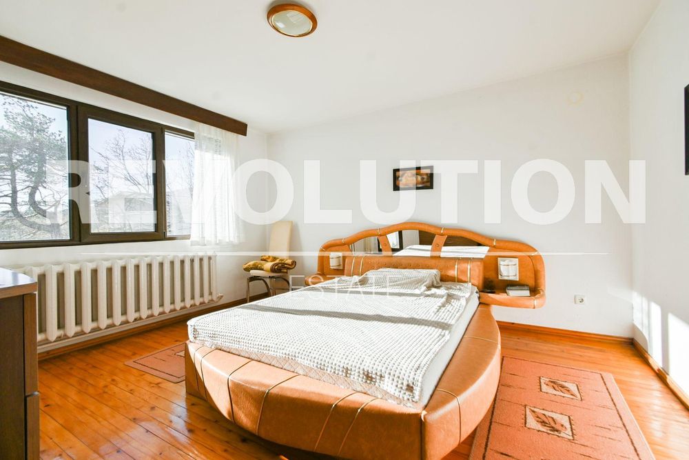 Дава се под наем Къща в Божурище - 200 кв.м за 2194.02 € - Снимка #7