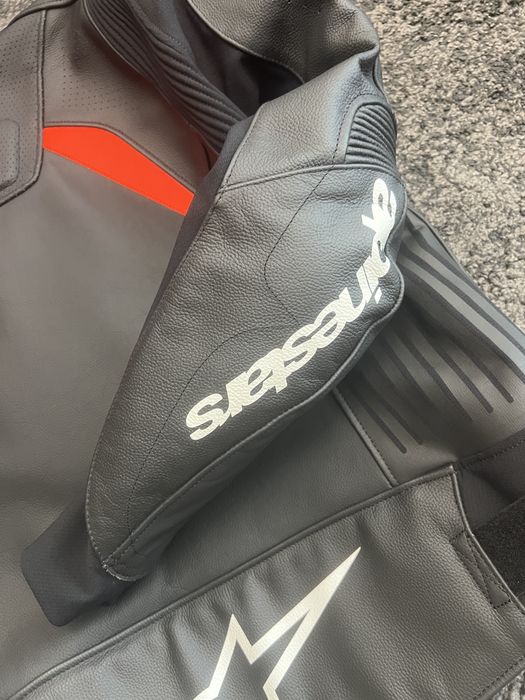 Alpinestars  GP Plus R V4 Airflow  кожено мото яке..Ново 50 размер