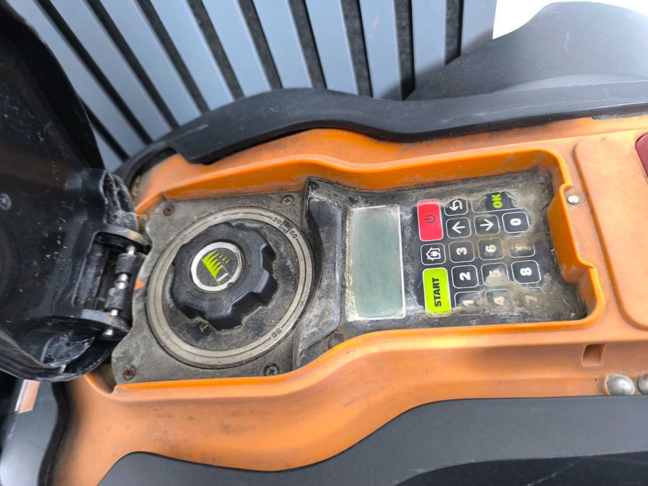 Robot de Tuns Iarbă WORX Landroid WG756F