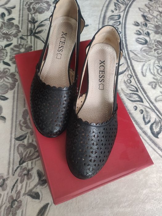 Обувки естествена кожа 2 броя