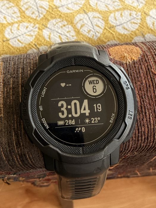 Garmin Instinct 2 + колан за бегачи