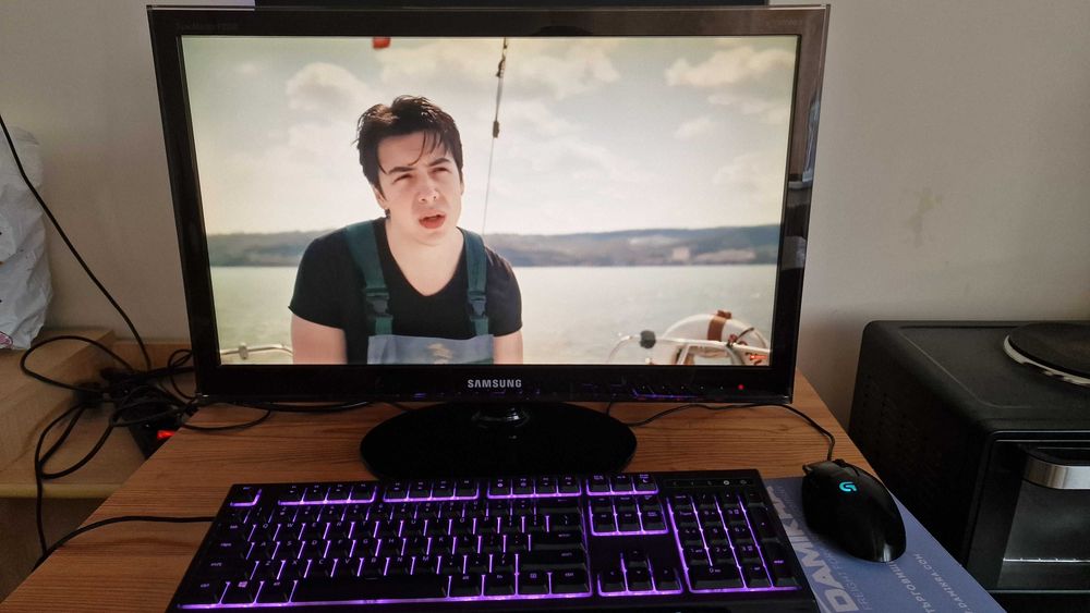МОНИТОР Samsung SyncMaster P2350 23 инча 1080P FHD