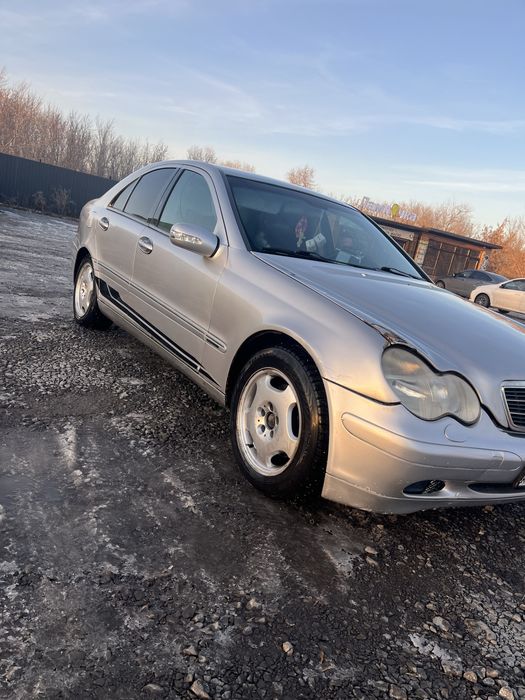 Обменяю 2 машины на одну