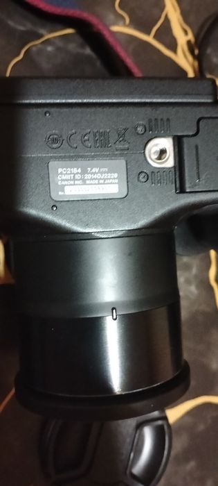 Canon SX 60 în stare foarte bună