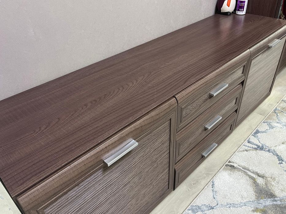 Продам стенку торг