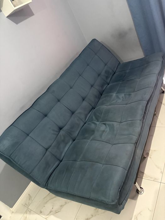 vand urgent Canapea