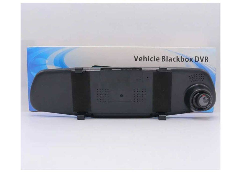 Огледало за обратно виждане с камера и LCD 4.5"