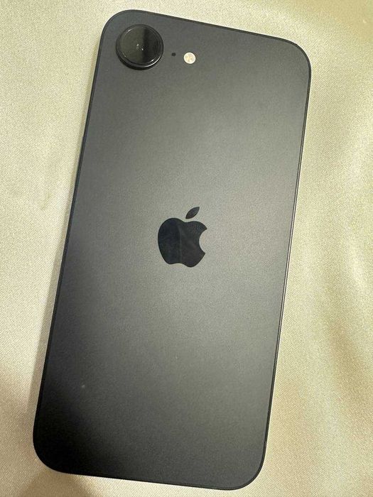 Apple iPhone 16e (только e-sim 128гб(Шымкент ул Мангельдина 284/3)