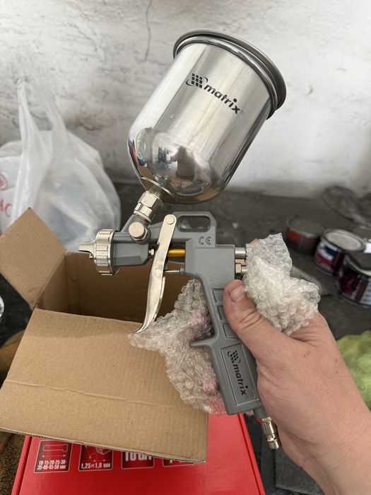 Продам нейлер пневмотический и краскапульт