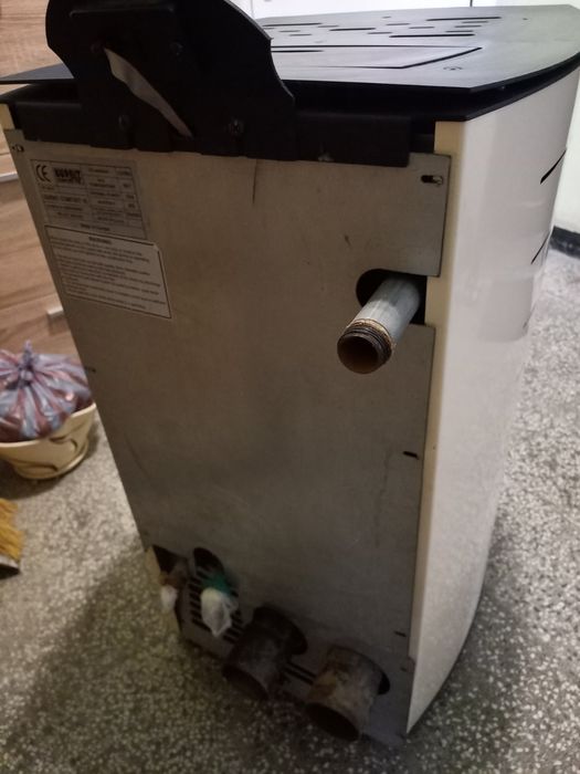 Пелетна камина с водна риза Бърнит