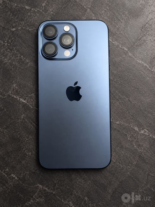 Iphone 15 pro max ideal holatda