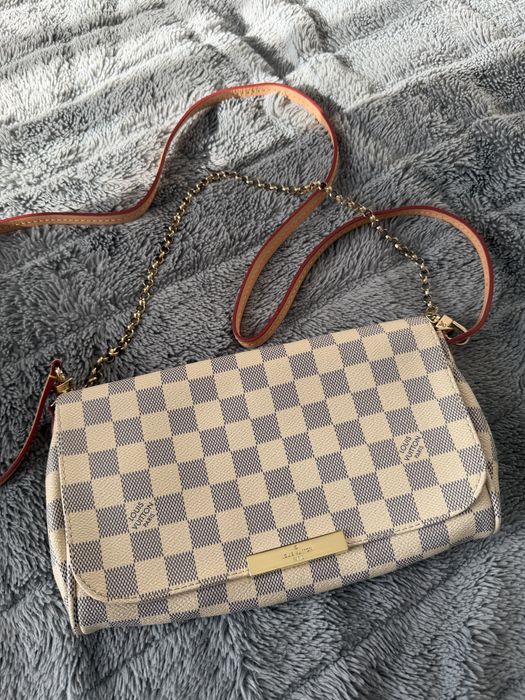 Geanta tip plic Louis Vuitton, lant si curea detasabila umăr