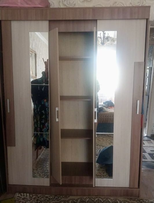 Продам шкаф Евромебель в отличном состоянии