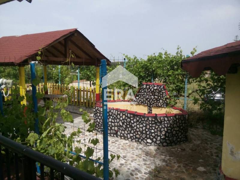 Продава се Етаж от къща в с. Минерални бани, Област Хасково - 750 кв.м за 200 €/кв.м - Снимка #4