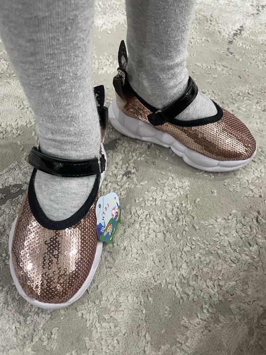 Обувь для девочки