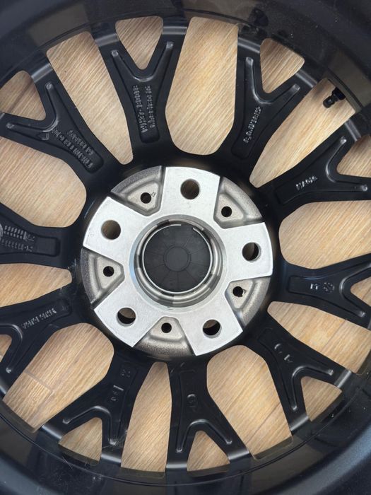 Vand Jante pe 18 noi, 5x120 8j/ ET35
