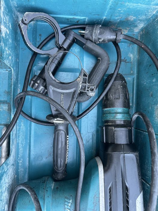 Rotopercutor ciocan spargere makita HR4013C